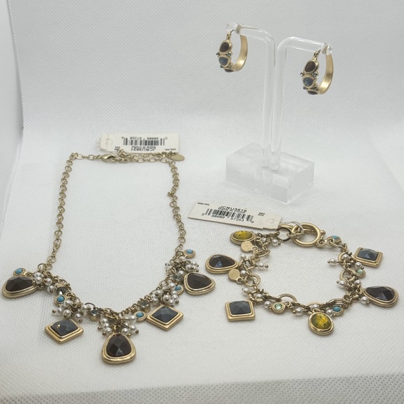 Liz Claiborne Villager 3 Piece Set Necklace Bracelet Earrings - Picture 2 of 14